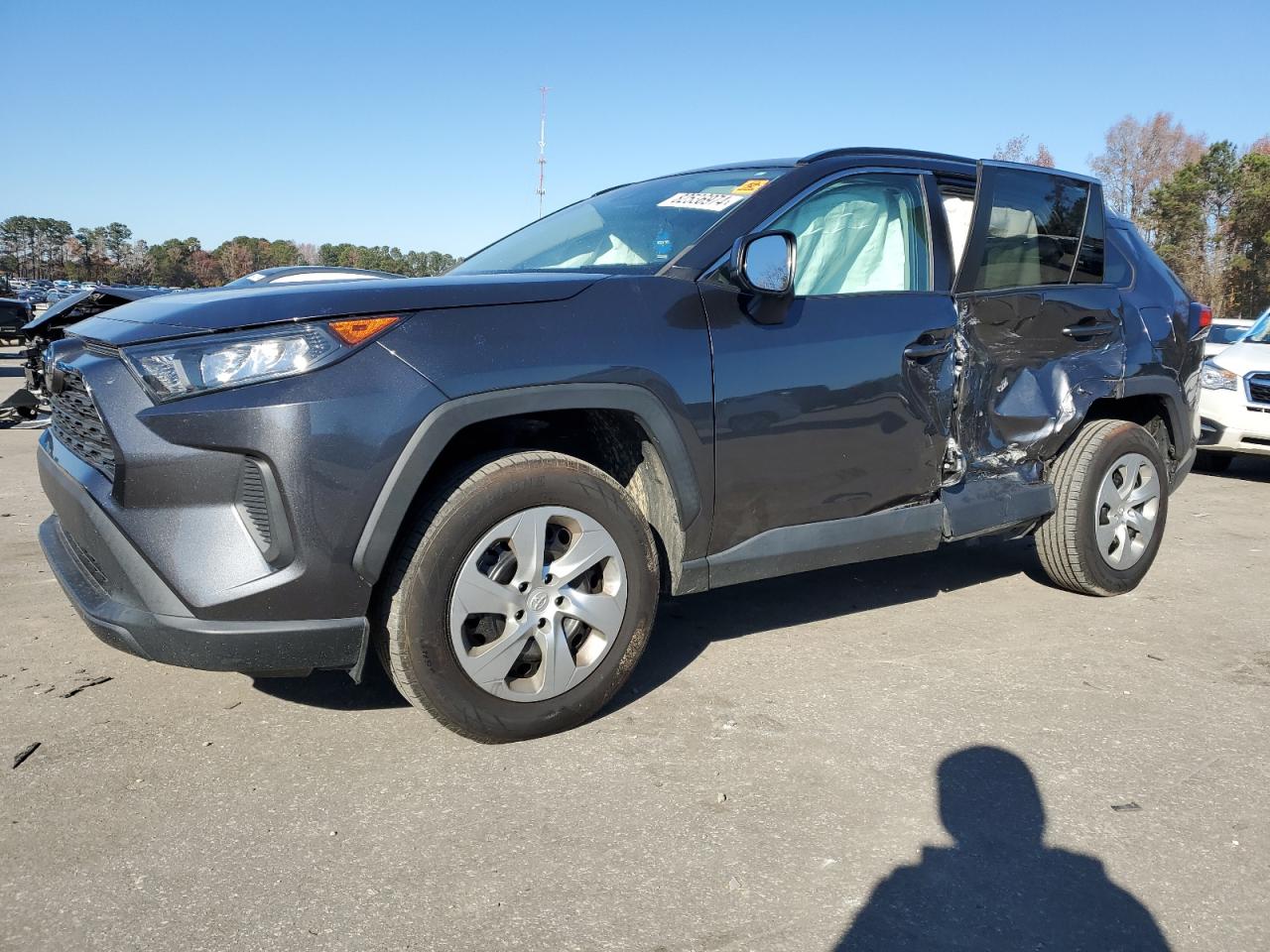 TOYOTA RAV4 LE 2020