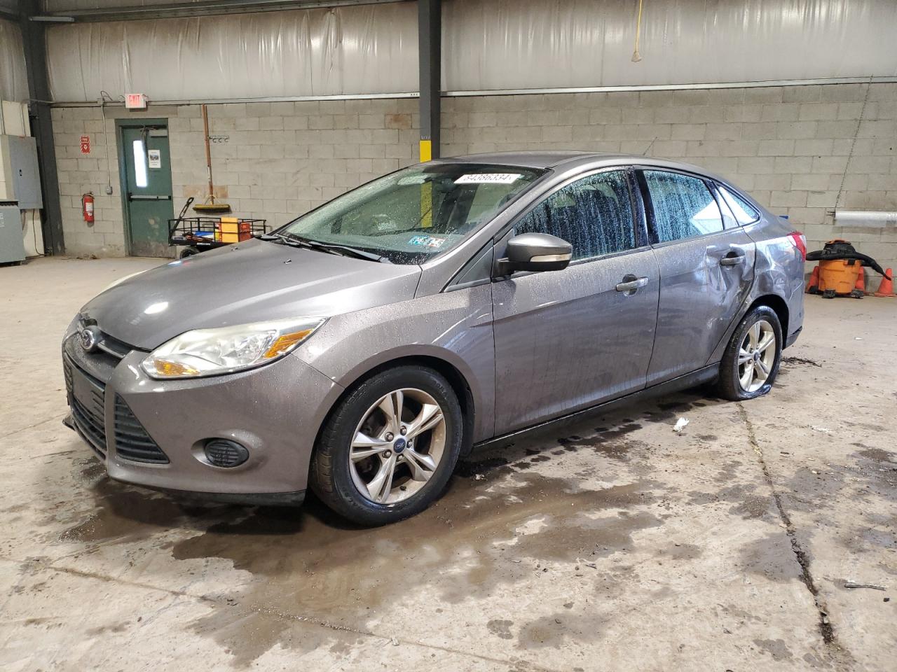 FORD FOCUS SE 2013