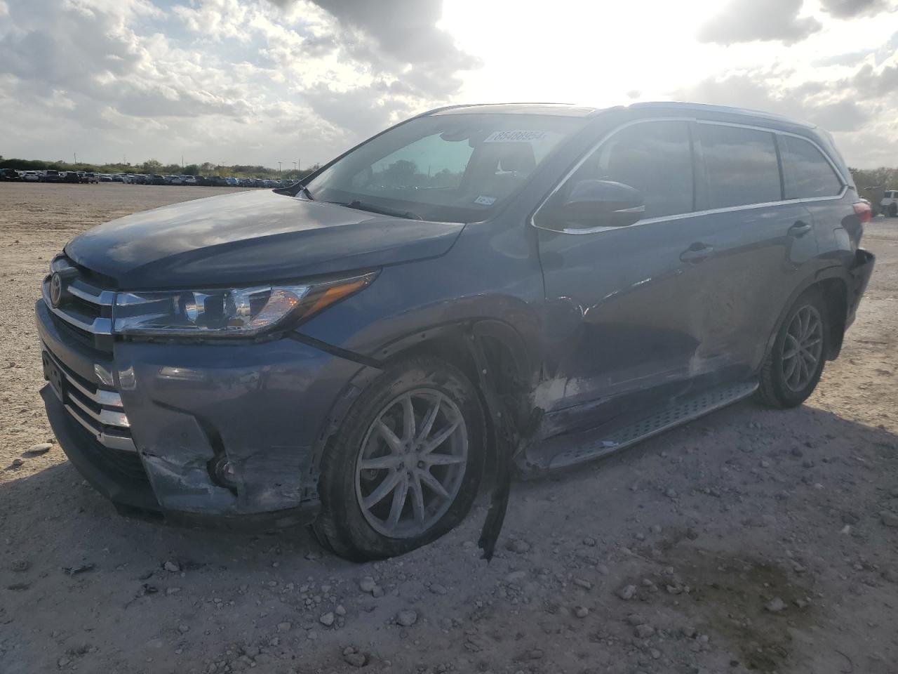 TOYOTA HIGHLANDER 2019