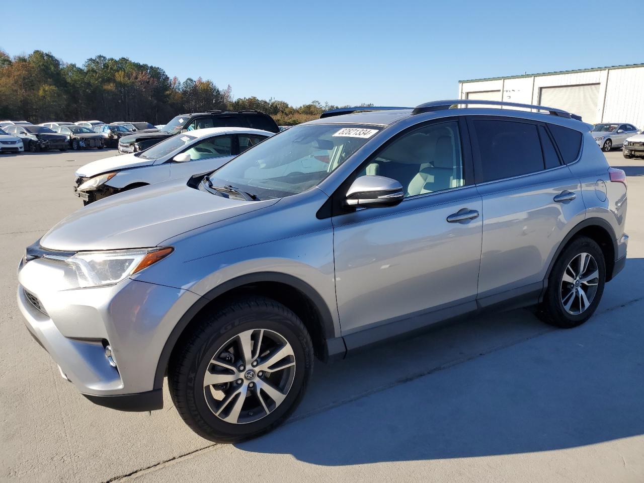 TOYOTA RAV4 XLE 2017