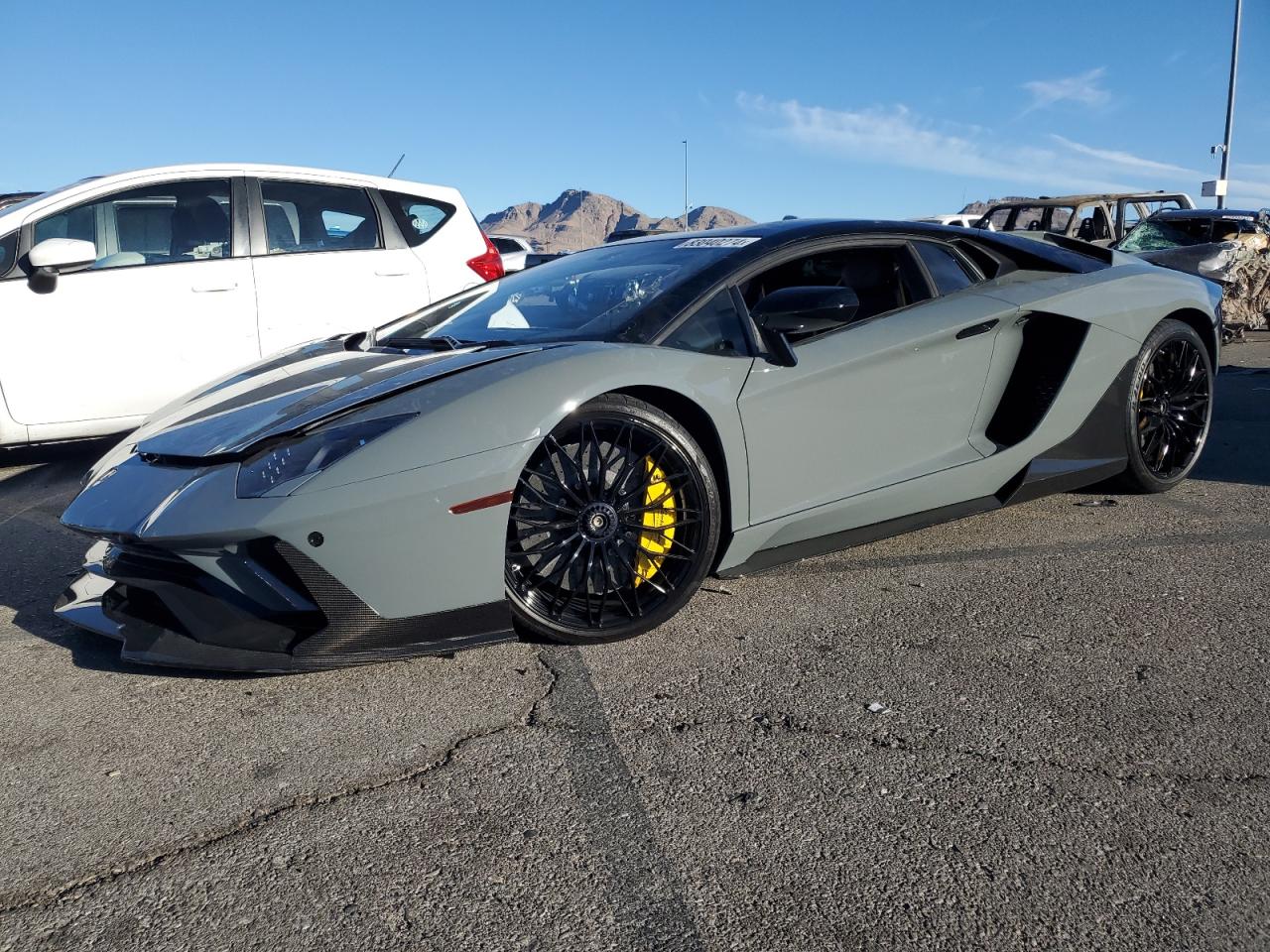 LAMBORGHINI AVENTADOR 2018