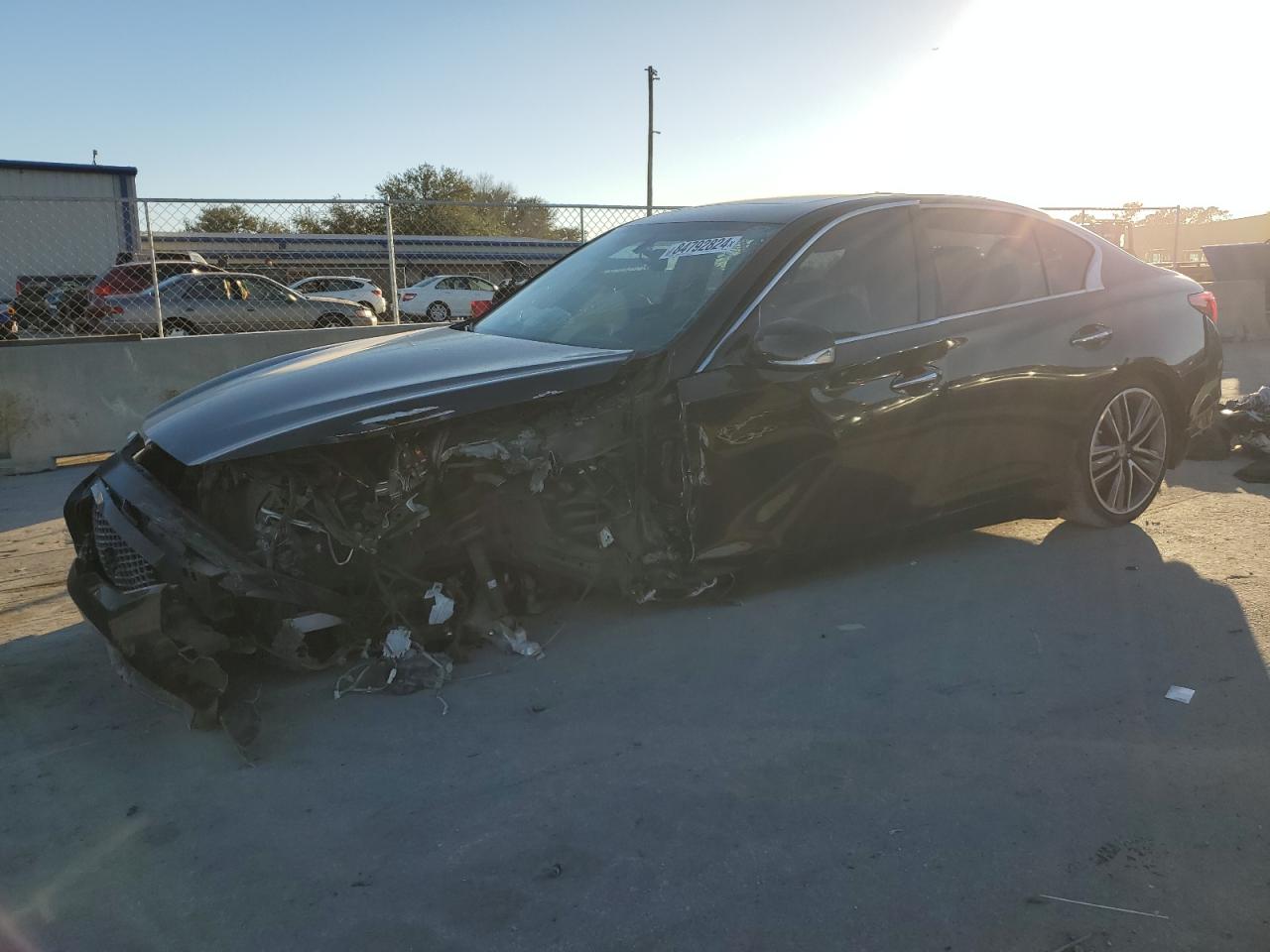INFINITI Q50 BASE 2015