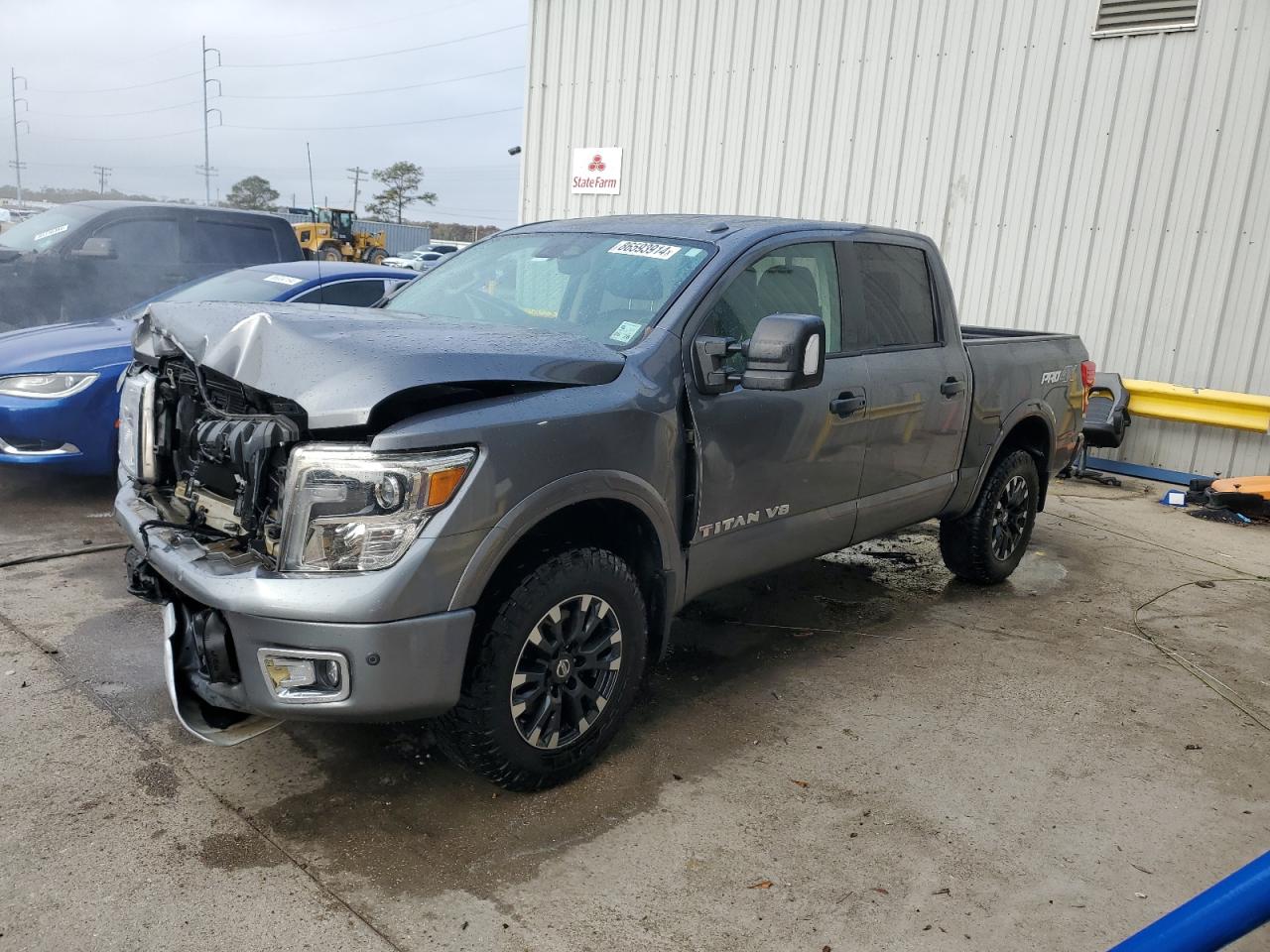 NISSAN TITAN SV 2019