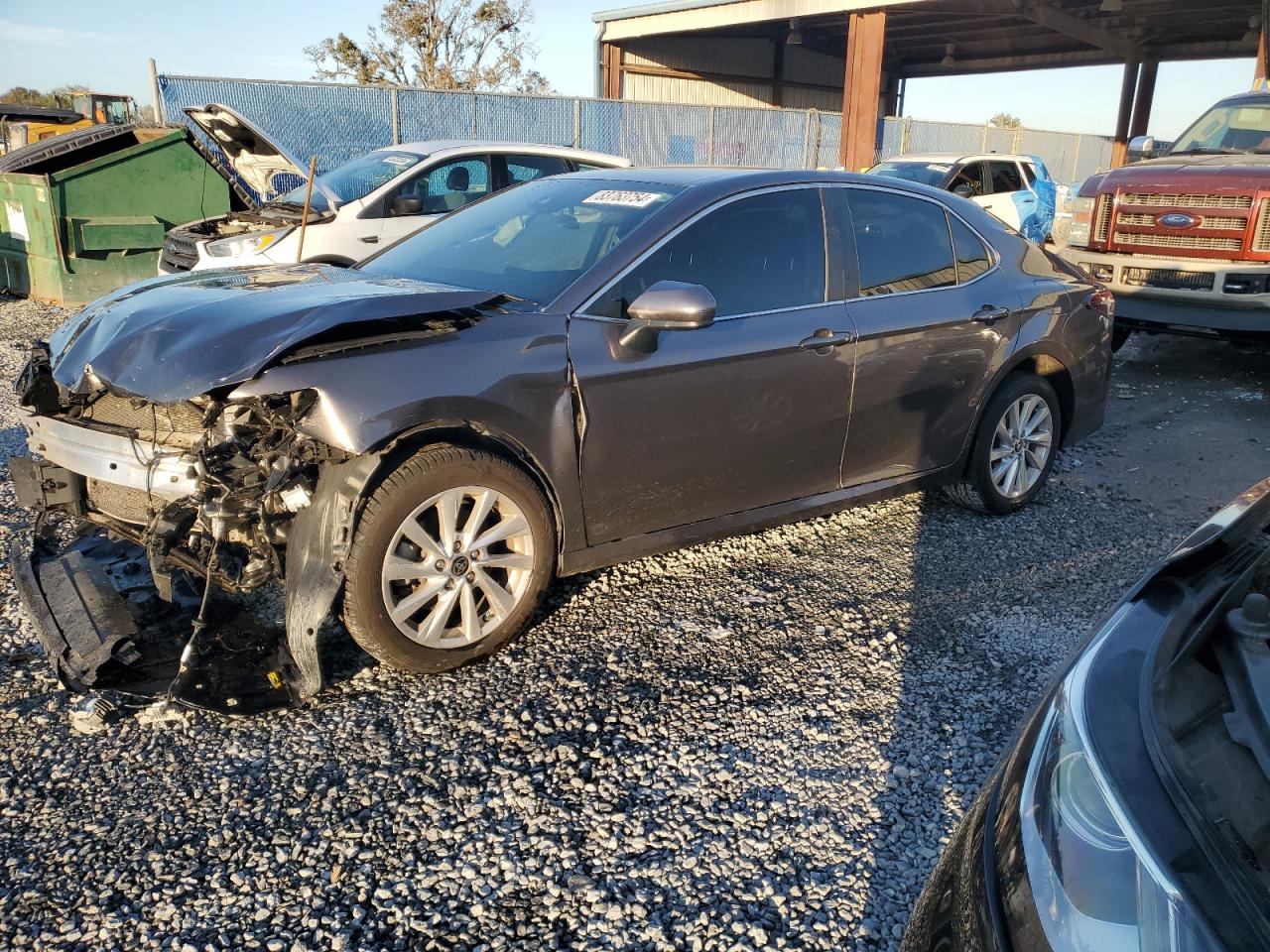 TOYOTA CAMRY LE 2021