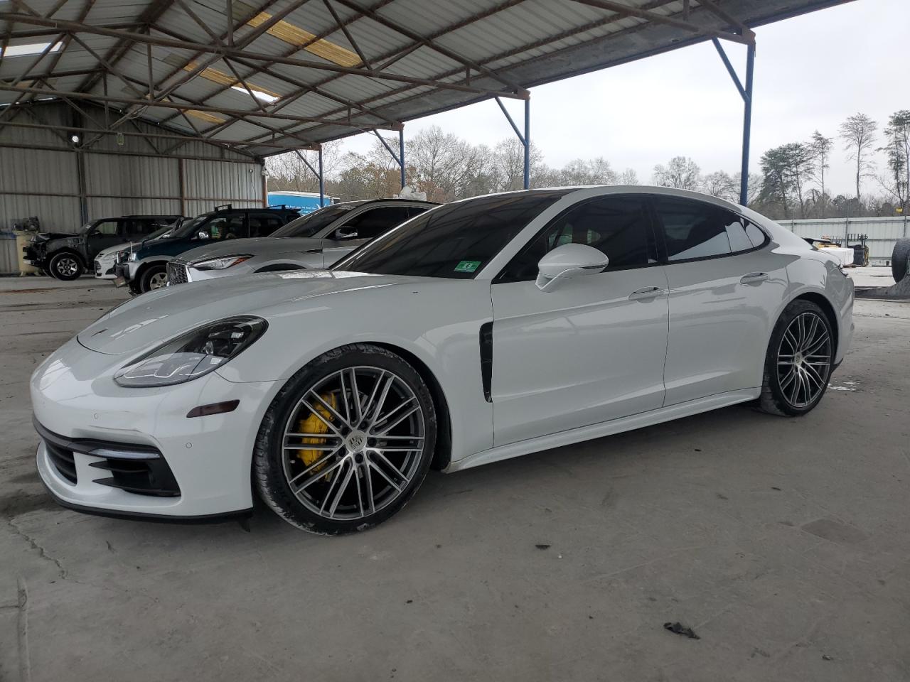 PORSCHE PANAMERA 4 2018