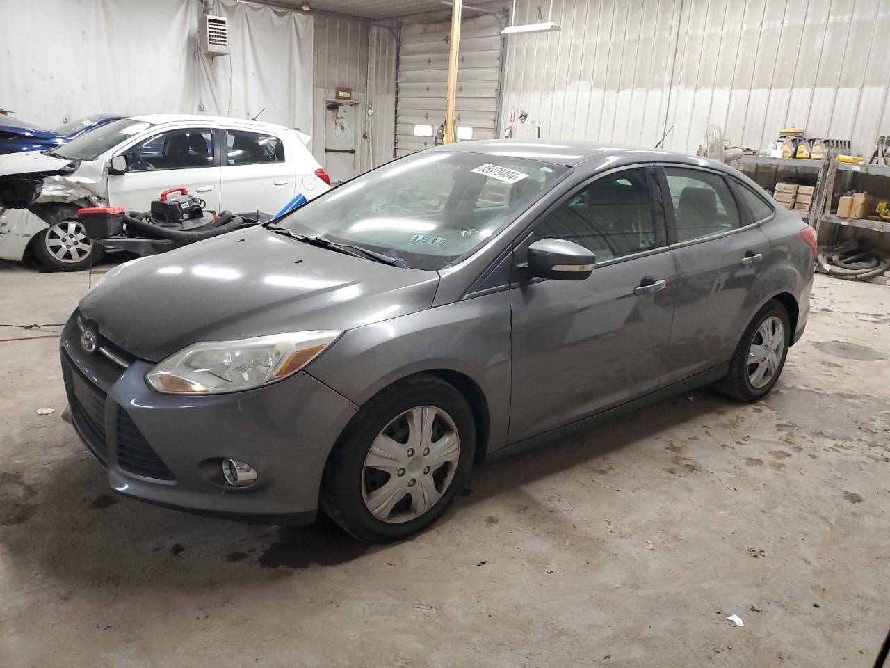 FORD FOCUS SE 2012