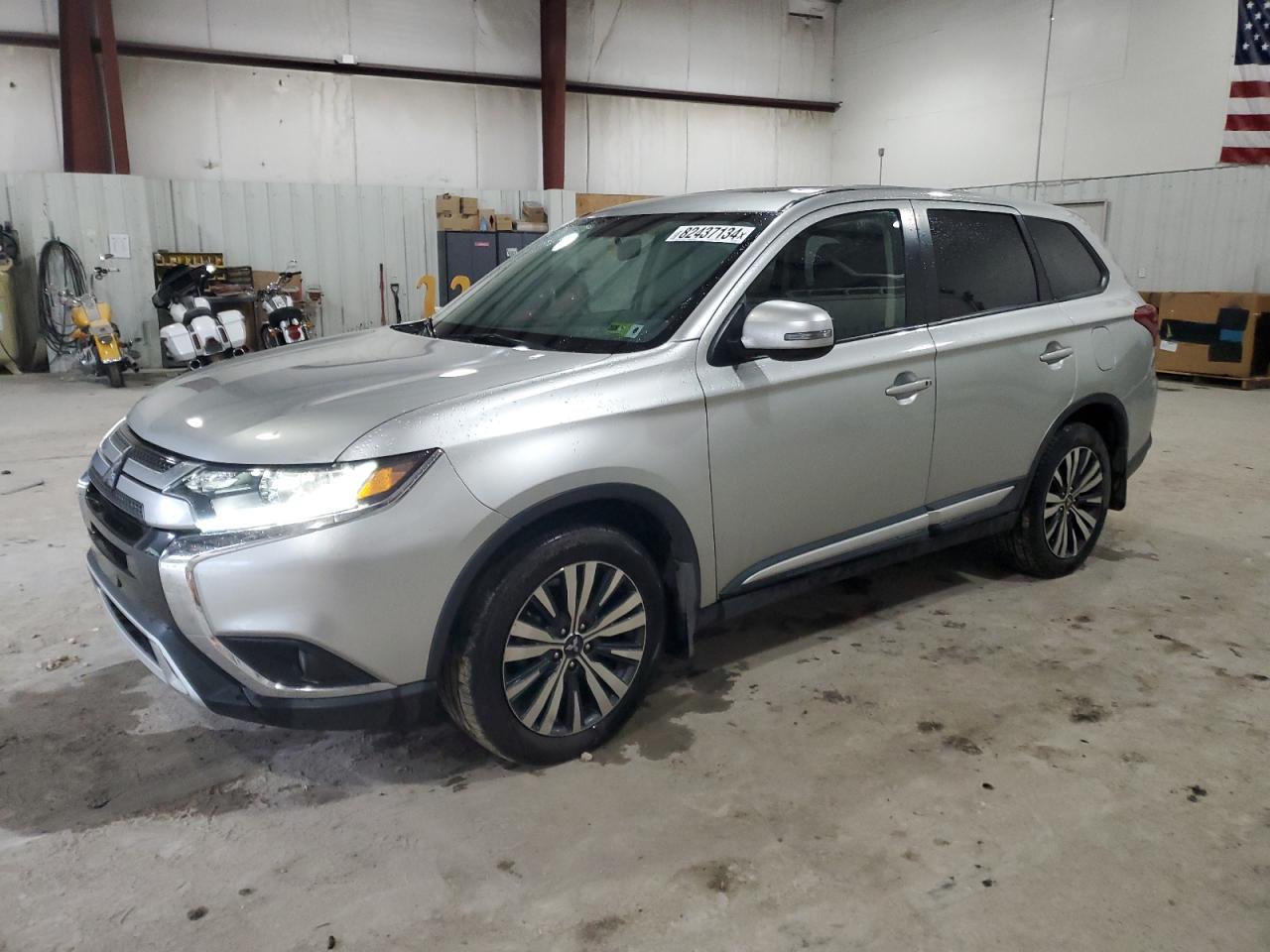 MITSUBISHI OUTLANDER 2019