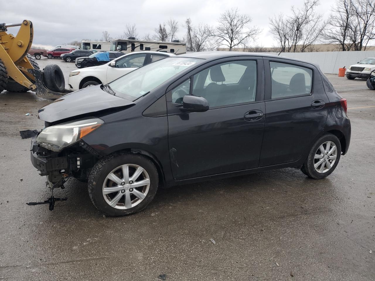 TOYOTA YARIS 2015