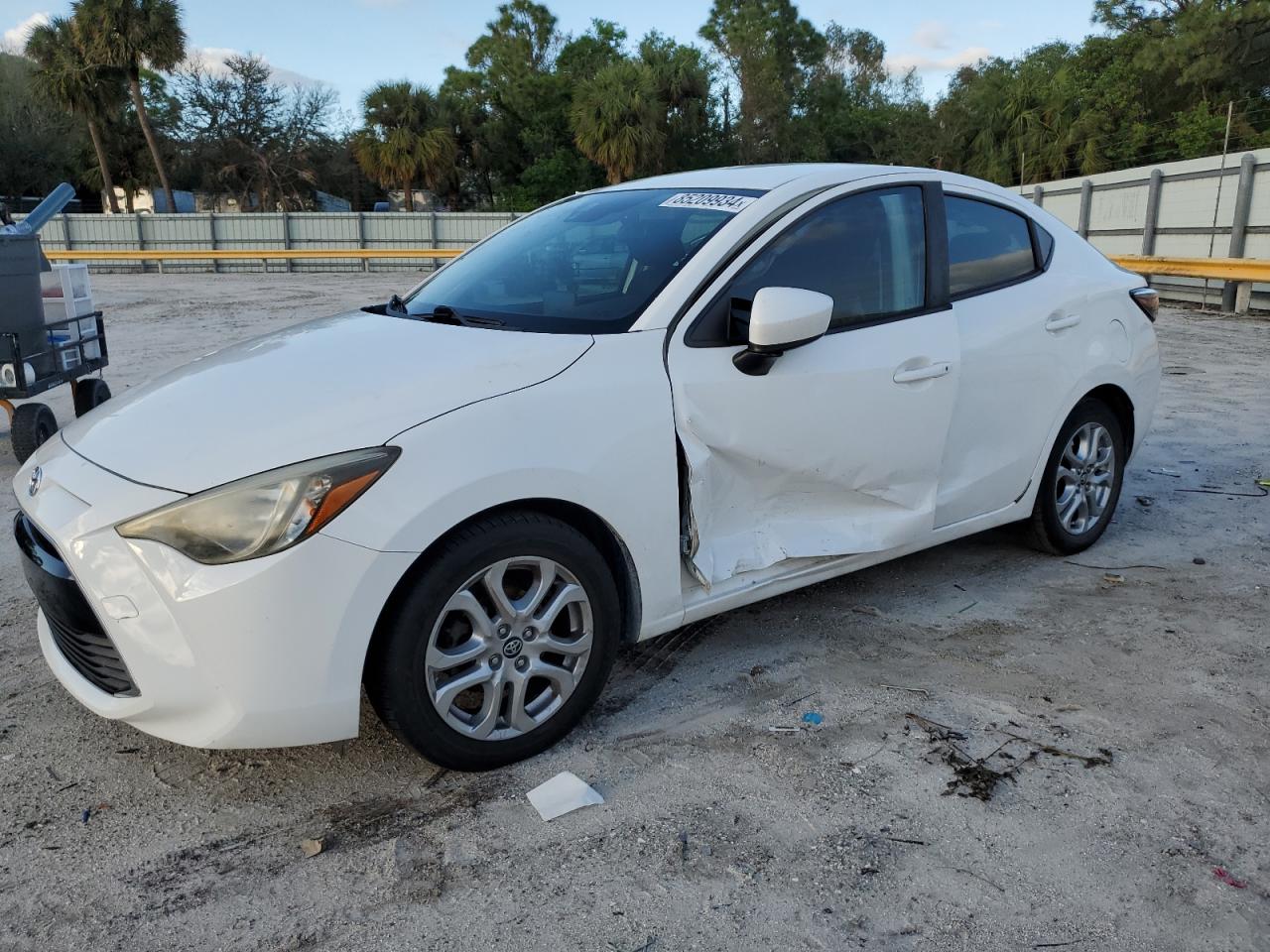 TOYOTA YARIS IA 2017