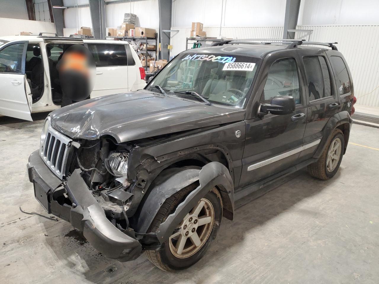 JEEP LIBERTY LI 2005