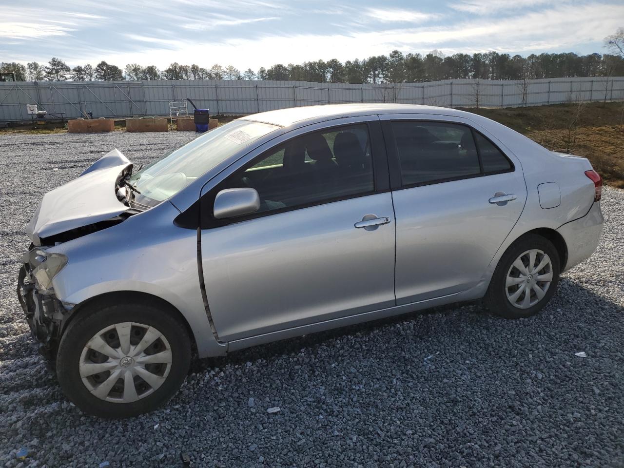 TOYOTA YARIS 2012