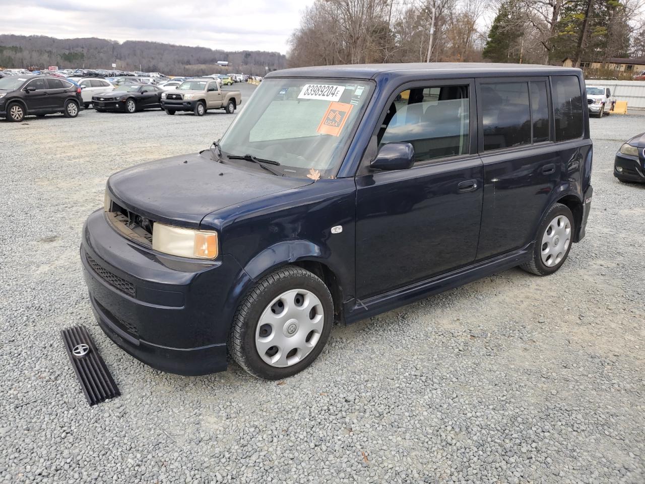 TOYOTA SCION XB 2005