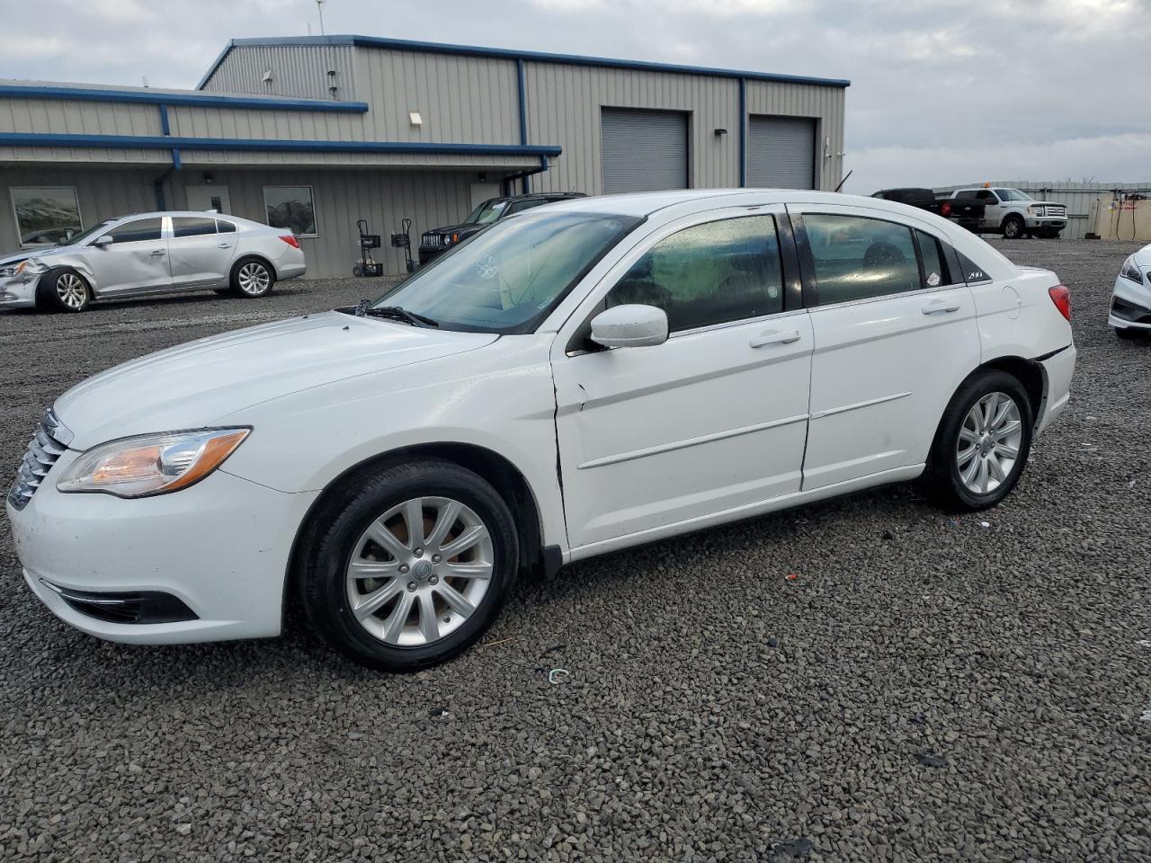 CHRYSLER 200 TOURIN 2012