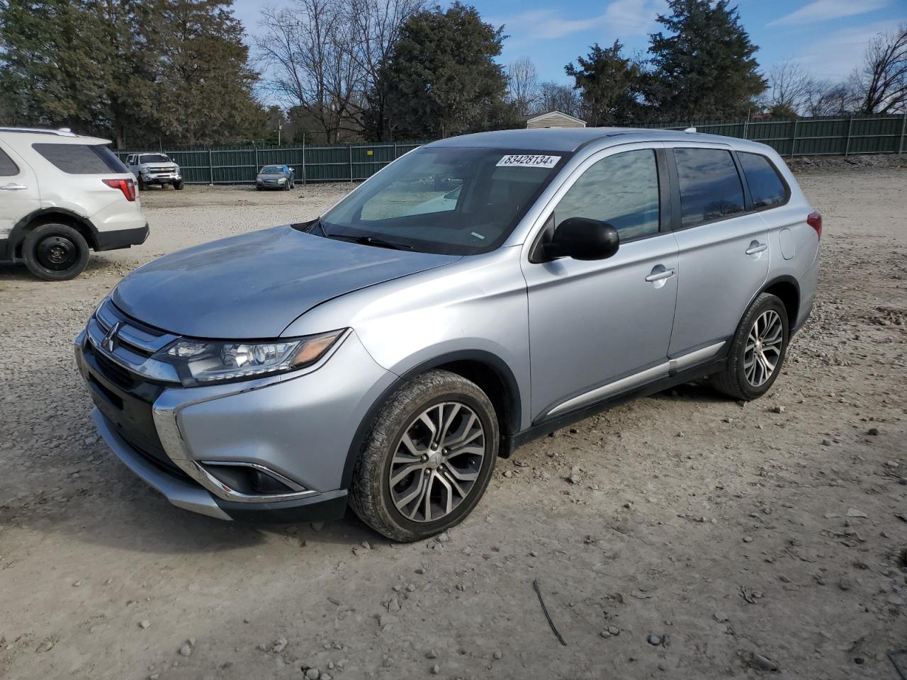 MITSUBISHI OUTLANDER 2017