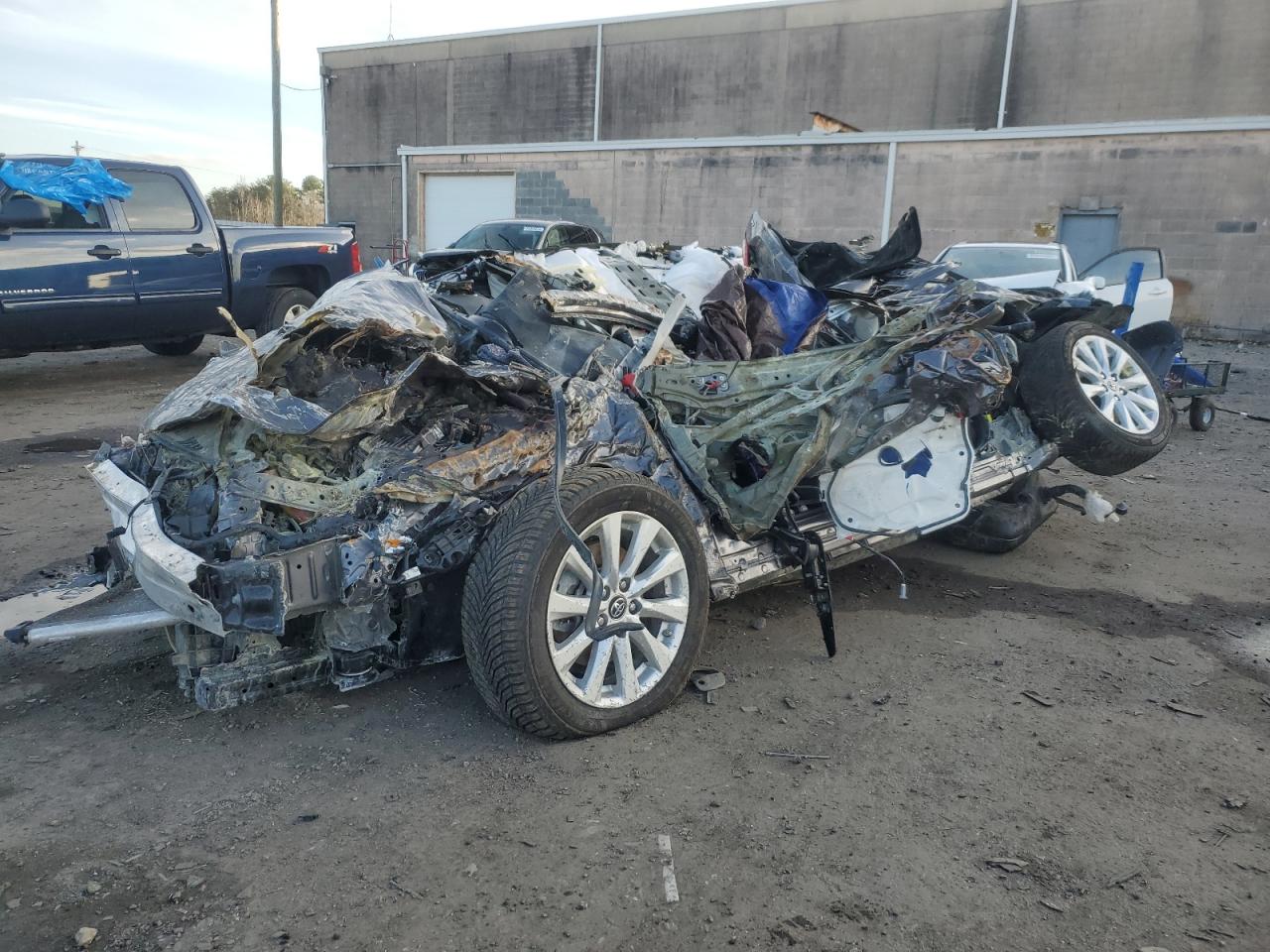 TOYOTA CAMRY L 2019