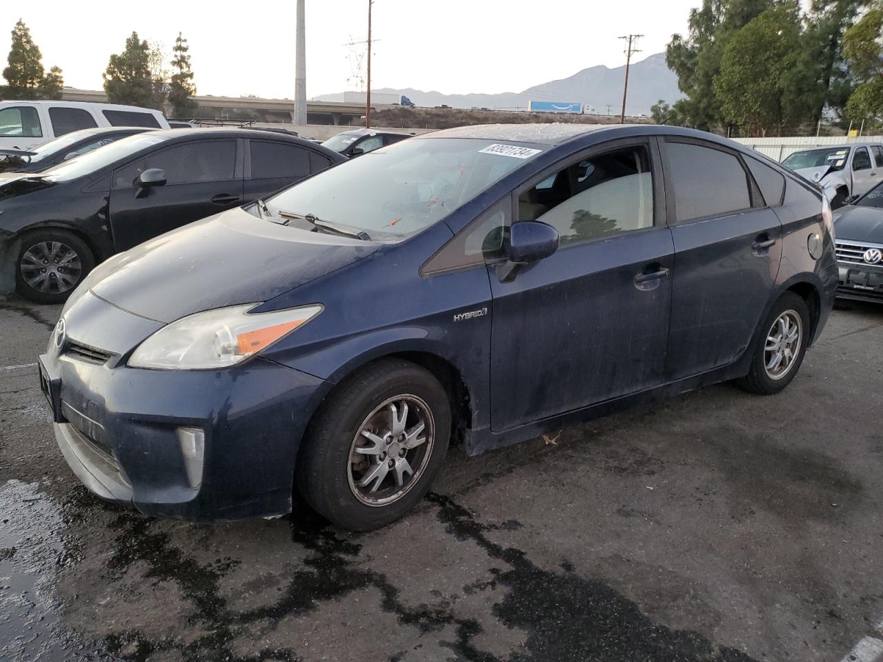 TOYOTA PRIUS 2015
