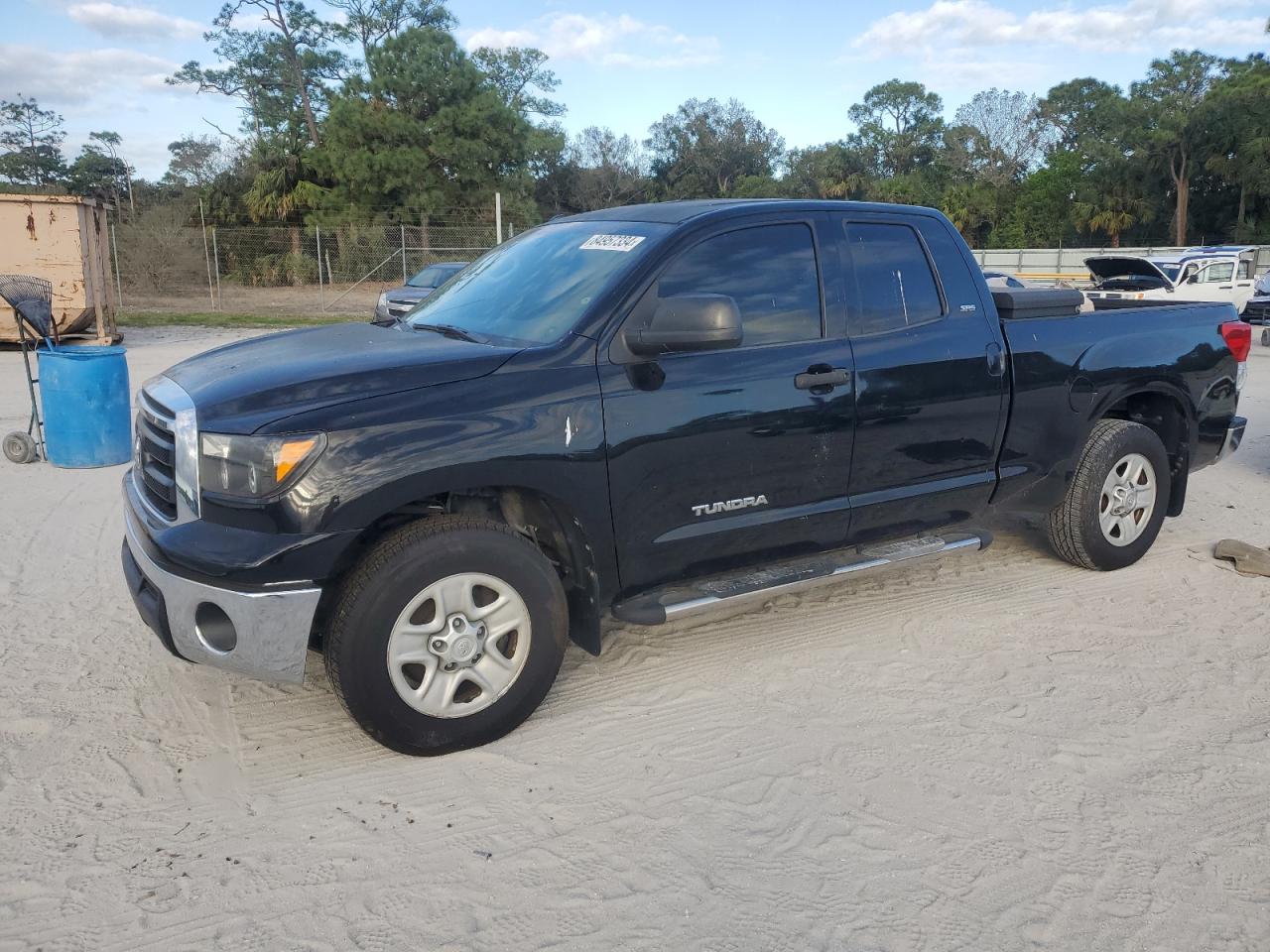 TOYOTA TUNDRA DOU 2011