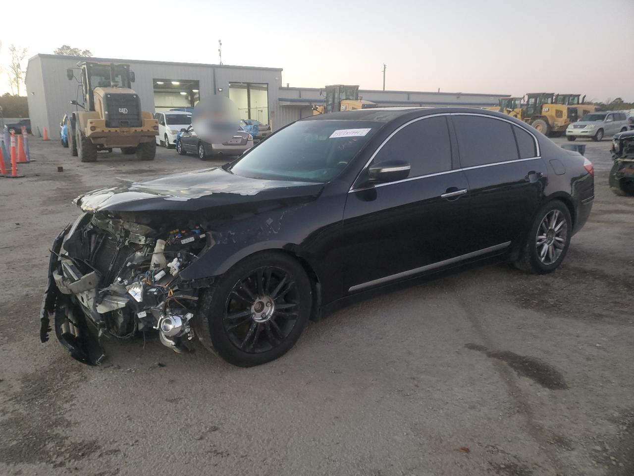 HYUNDAI GENESIS 4. 2010