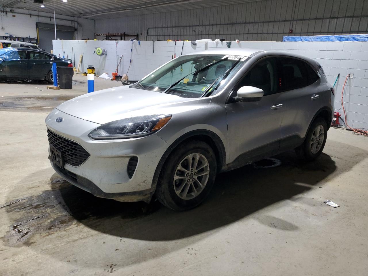 FORD ESCAPE SE 2020