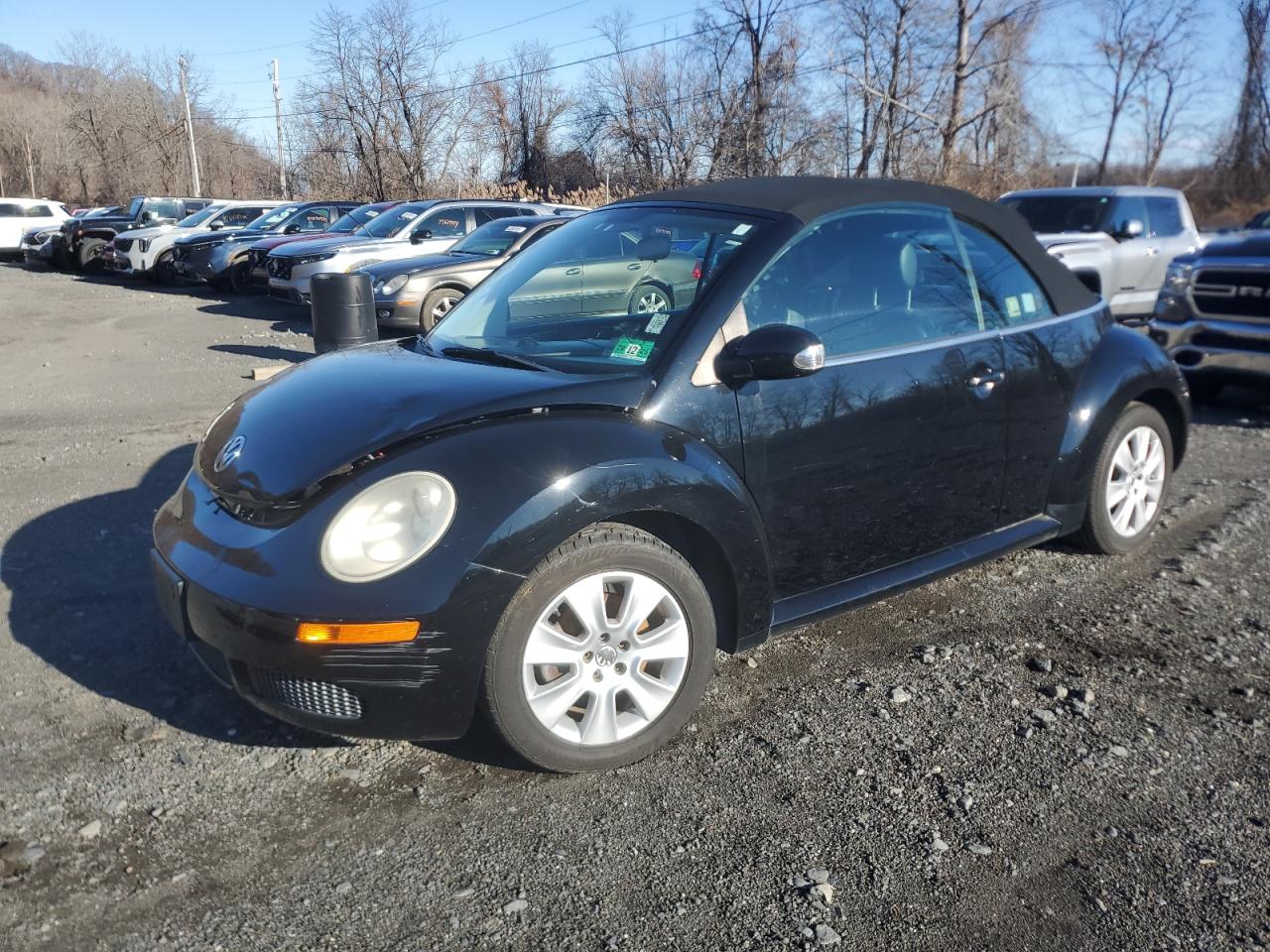 VOLKSWAGEN NEW BEETLE 2008