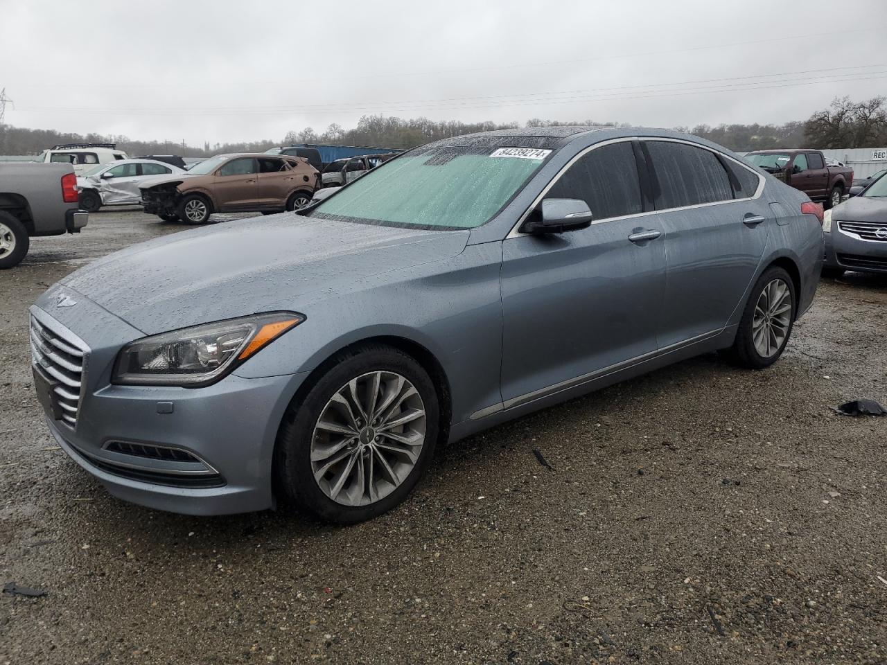 HYUNDAI GENESIS 3. 2015