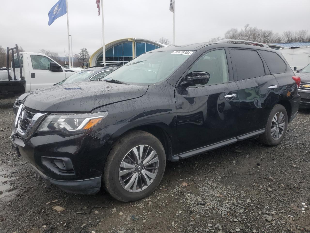 NISSAN PATHFINDER 2019
