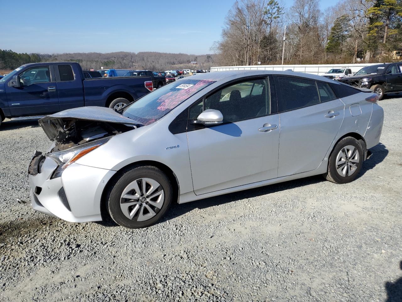 TOYOTA PRIUS 2017
