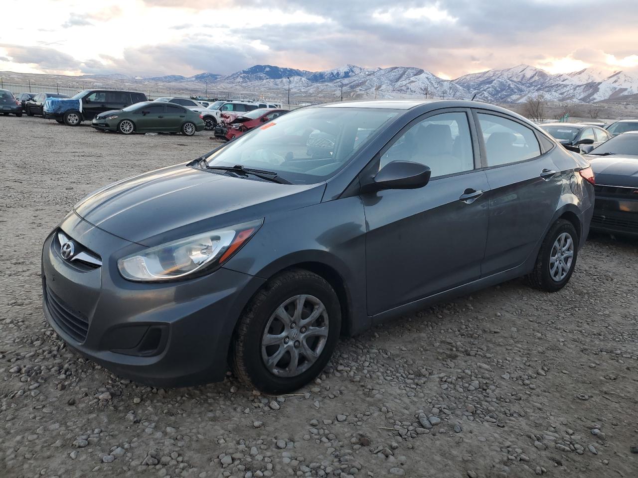 HYUNDAI ACCENT GLS 2012
