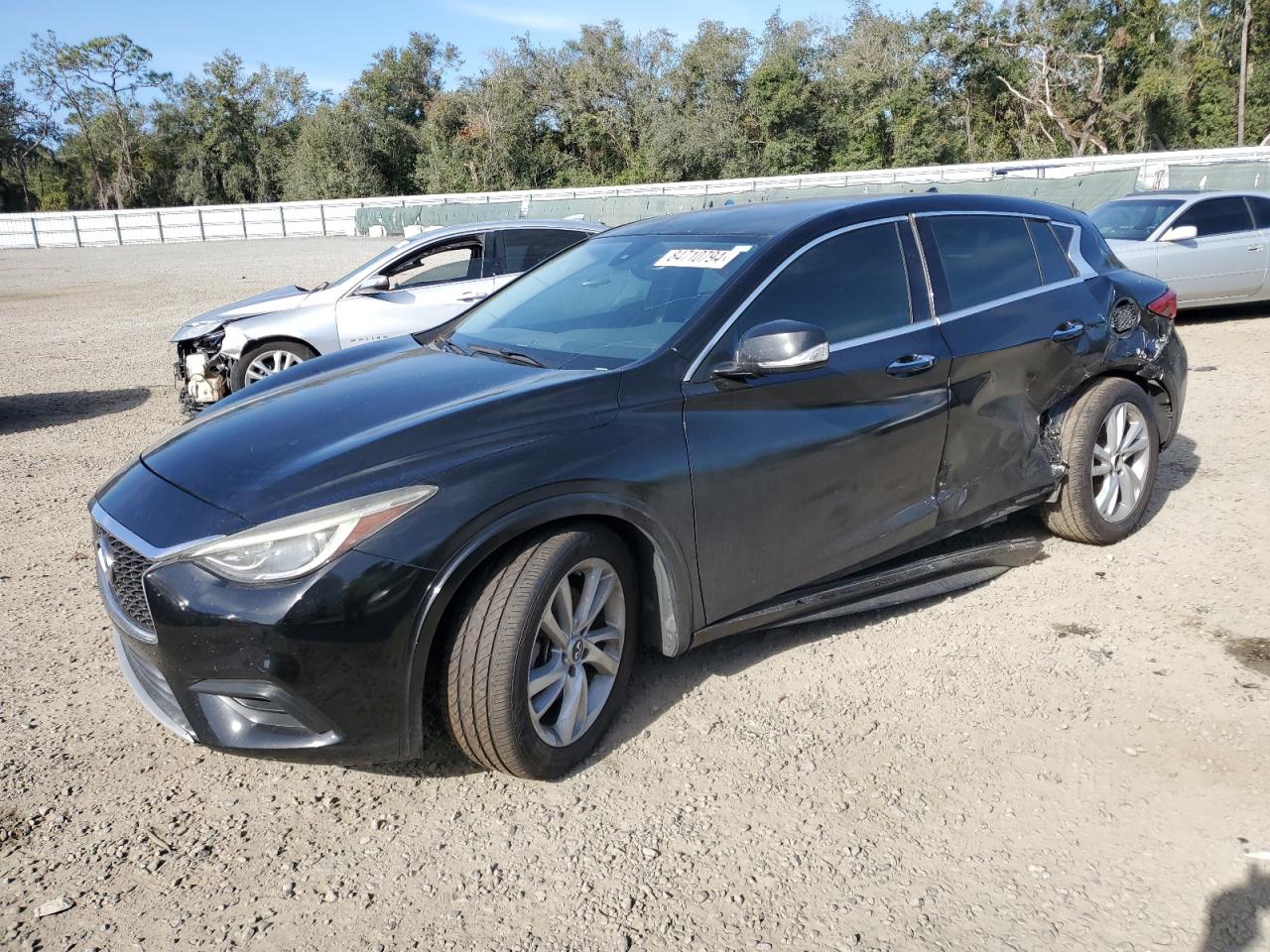 INFINITI QX30 BASE 2018