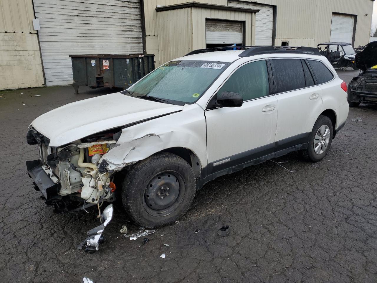 SUBARU OUTBACK 2. 2011