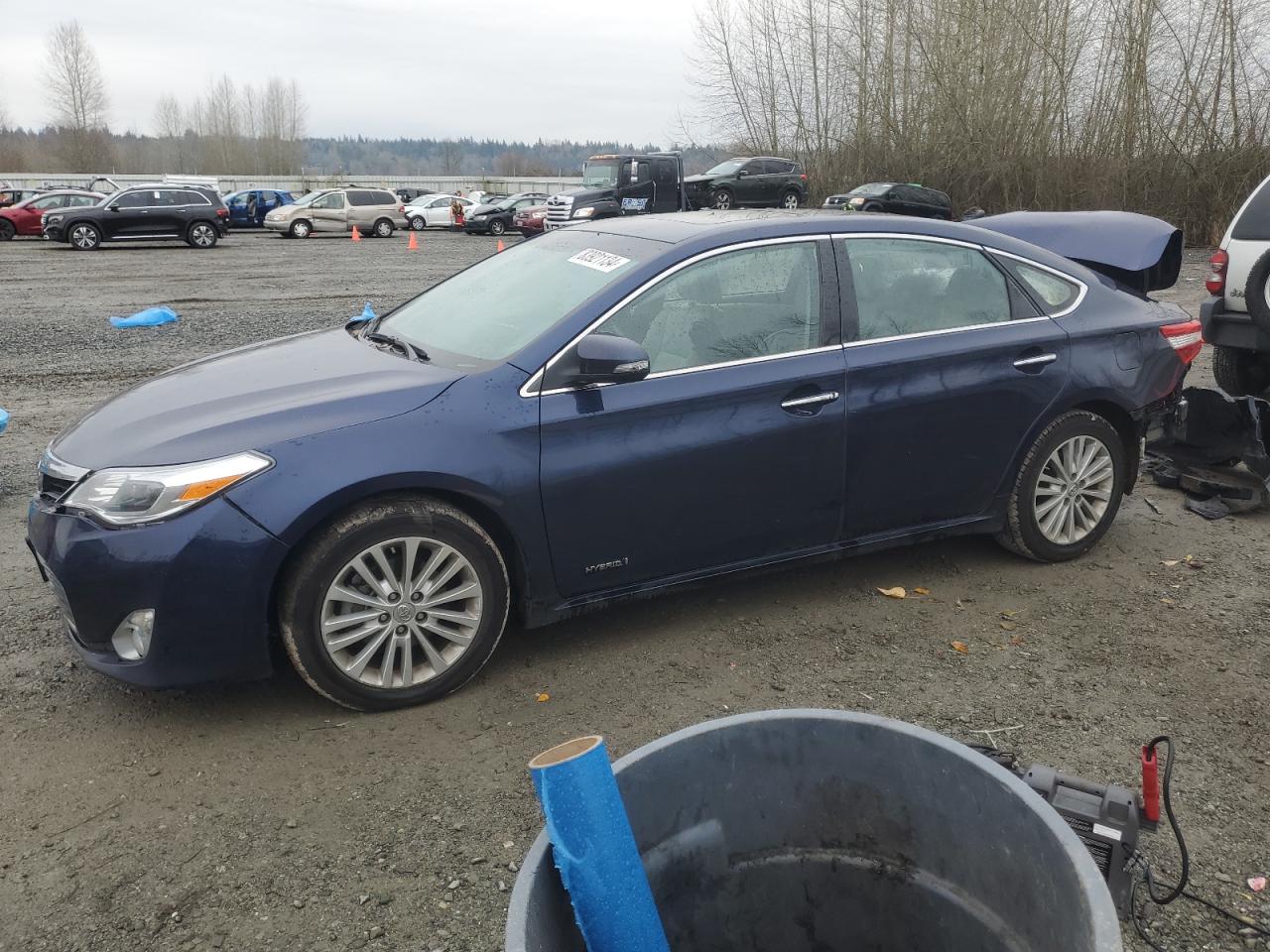 TOYOTA AVALON HYB 2013