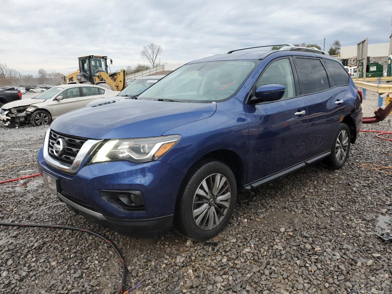 NISSAN PATHFINDER 2019