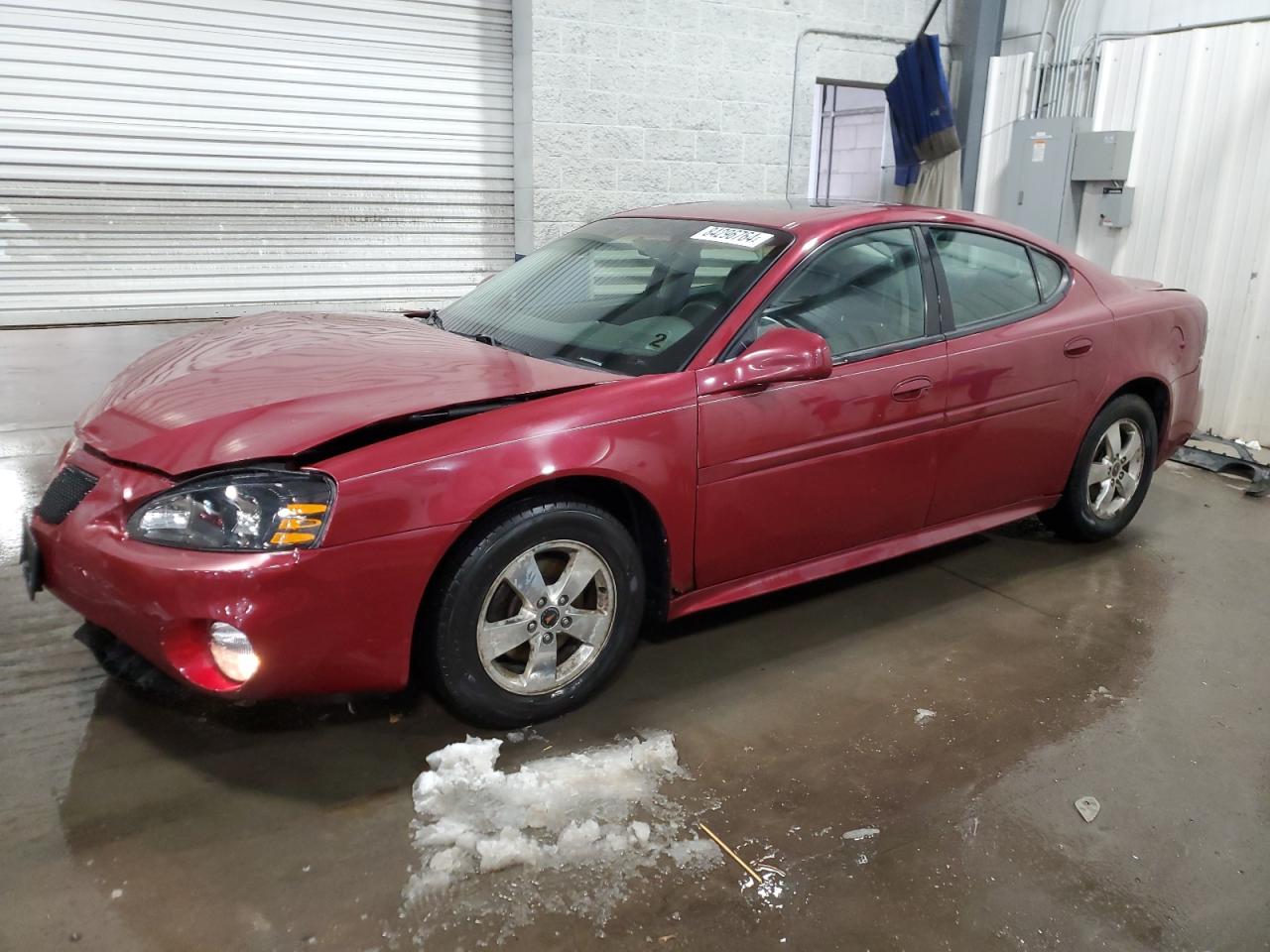 PONTIAC GRAND PRIX 2004