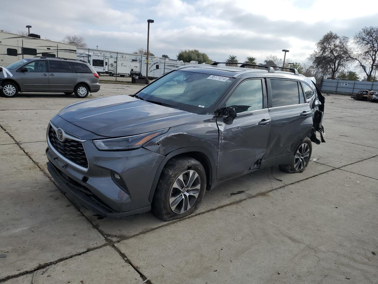 TOYOTA HIGHLANDER 2023