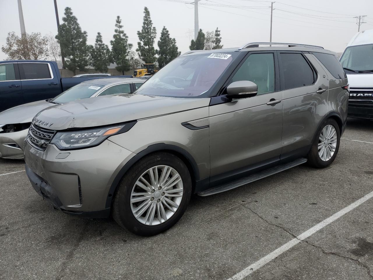 LAND ROVER DISCOVERY 2019