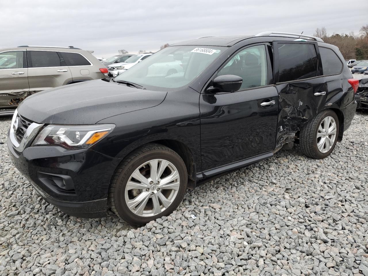 NISSAN PATHFINDER 2018