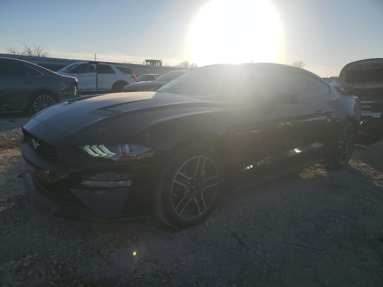 FORD MUSTANG 2021