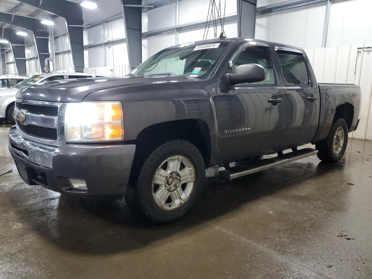 CHEVROLET SILVERADO 2011