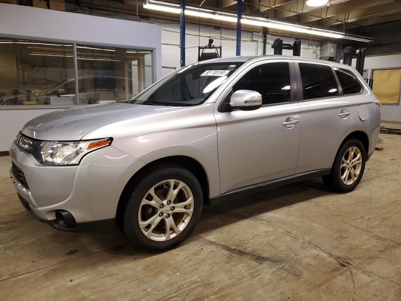 MITSUBISHI OUTLANDER 2014