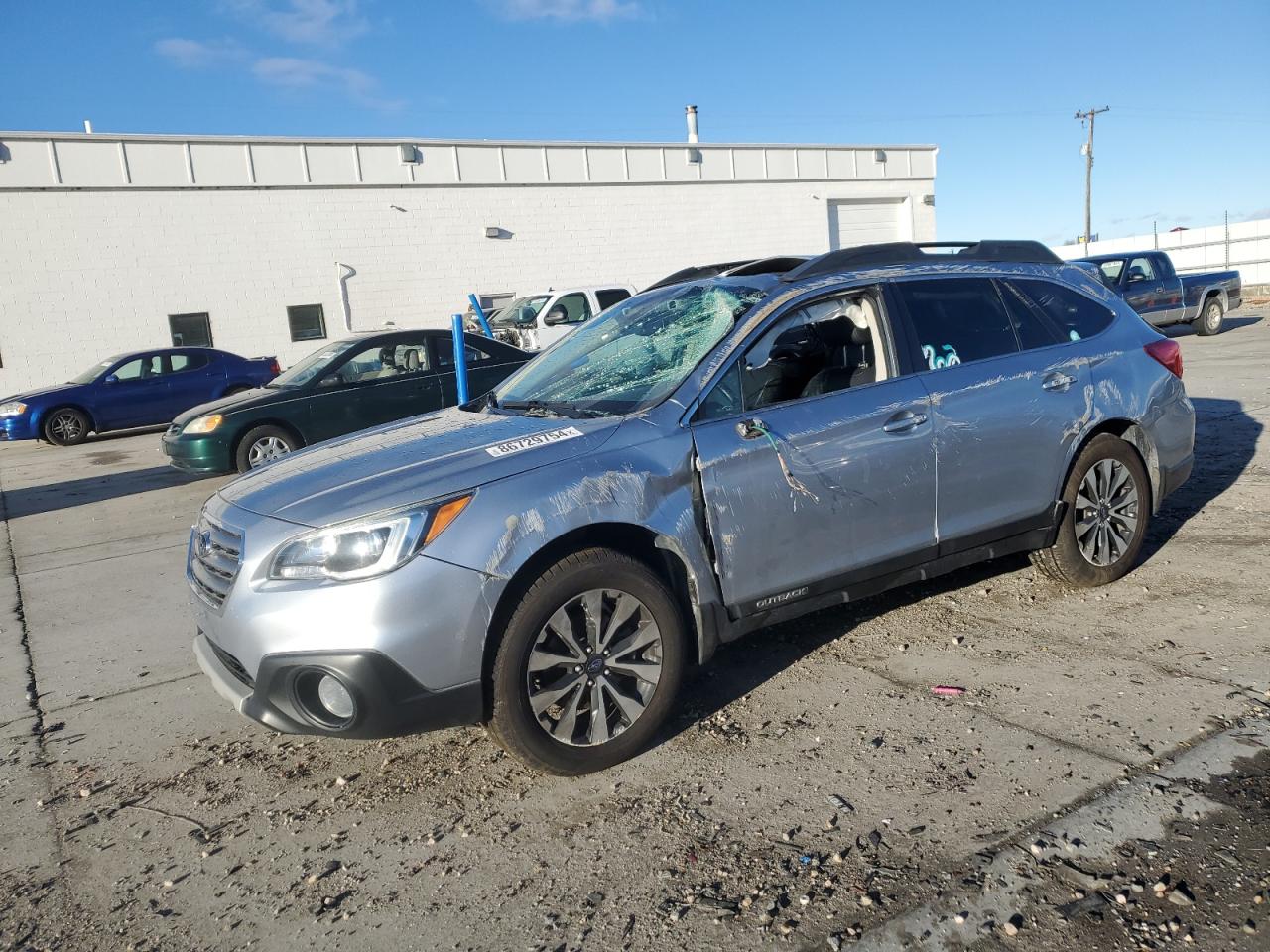 SUBARU OUTBACK 2. 2015