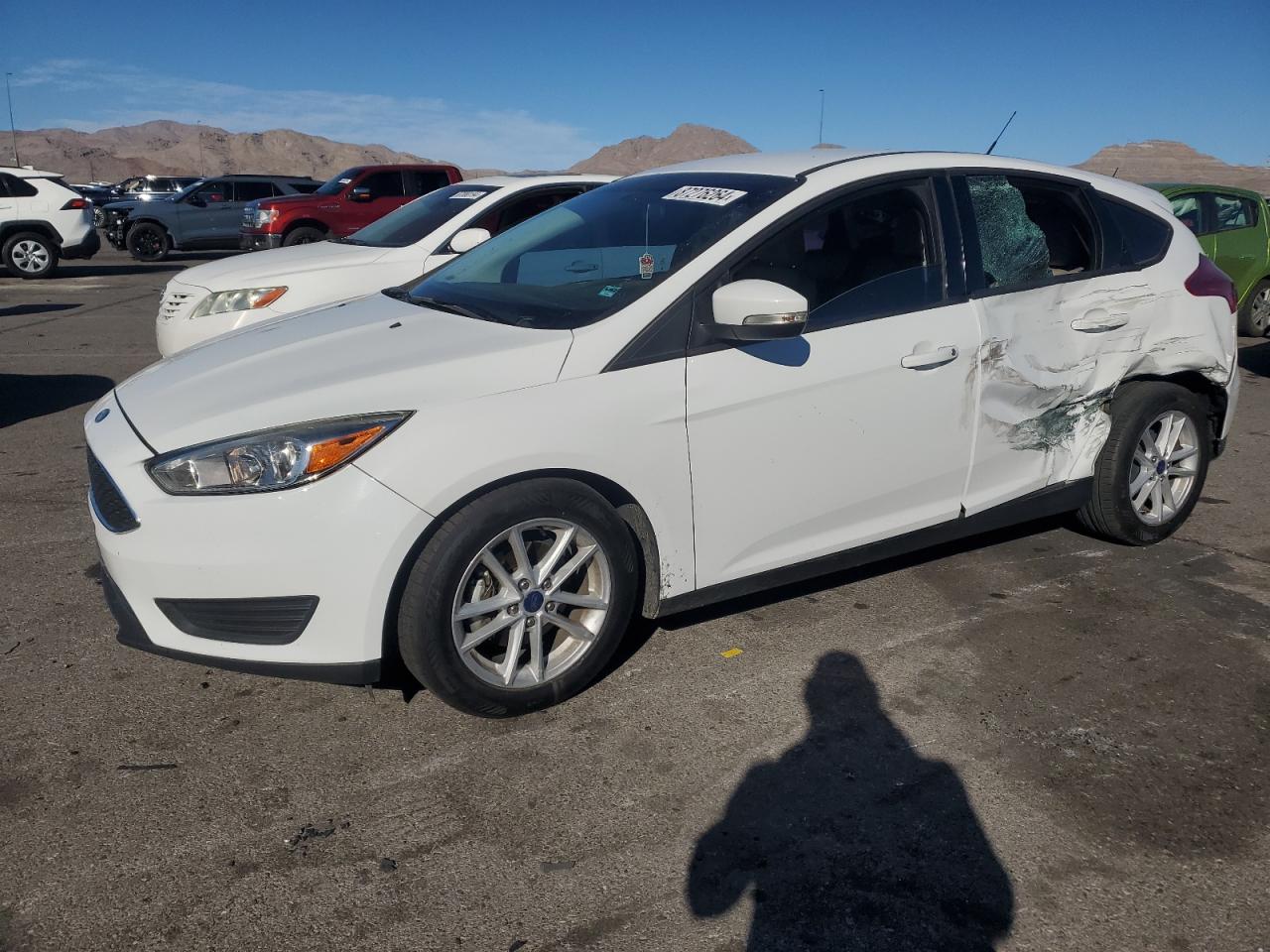 FORD FOCUS SE 2017