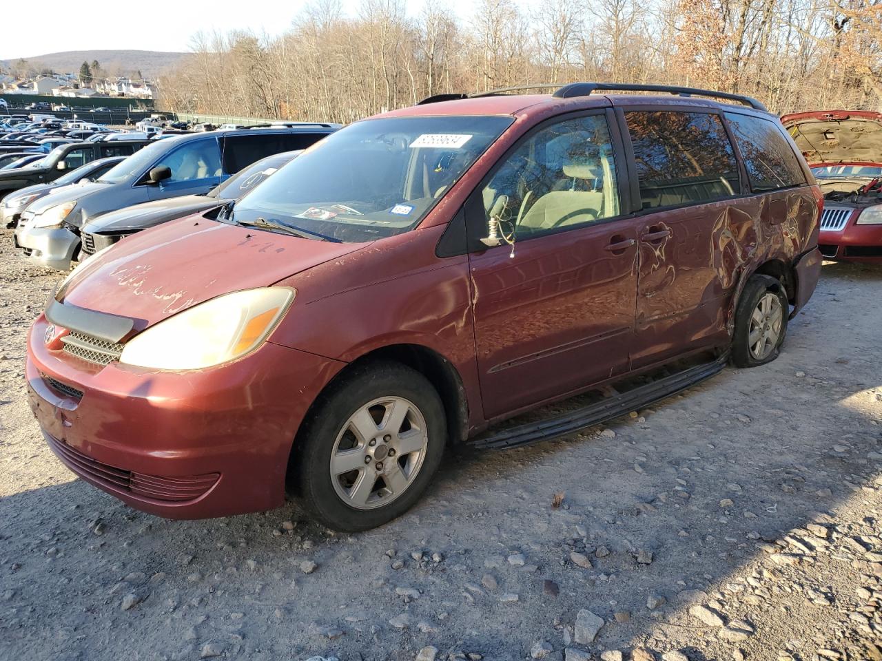 TOYOTA SIENNA CE 2004