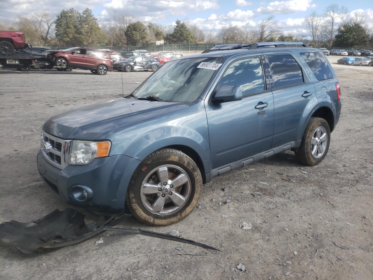 FORD ESCAPE LIM 2011