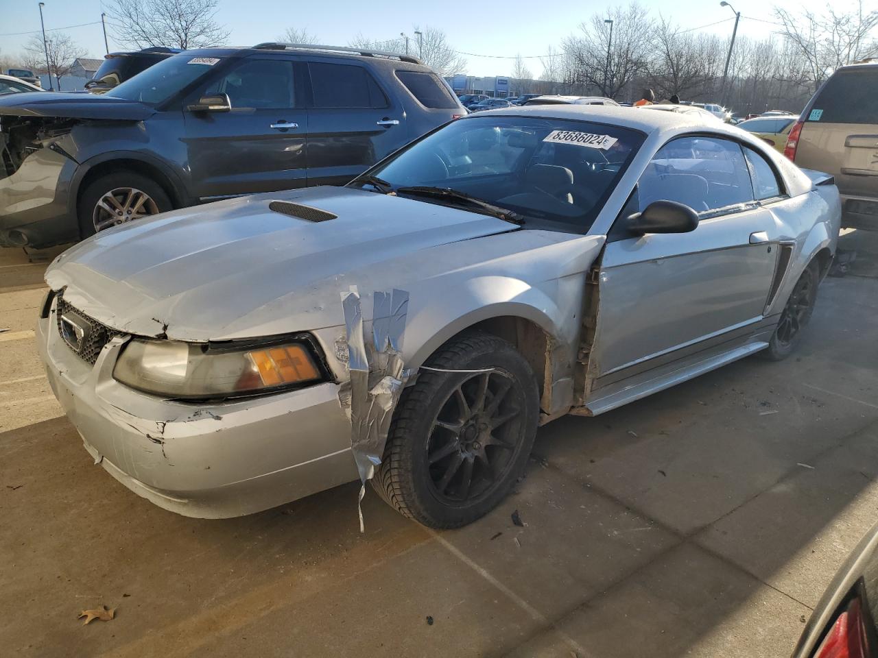 FORD MUSTANG 2001