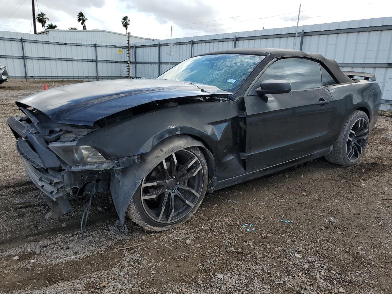 FORD MUSTANG 2014