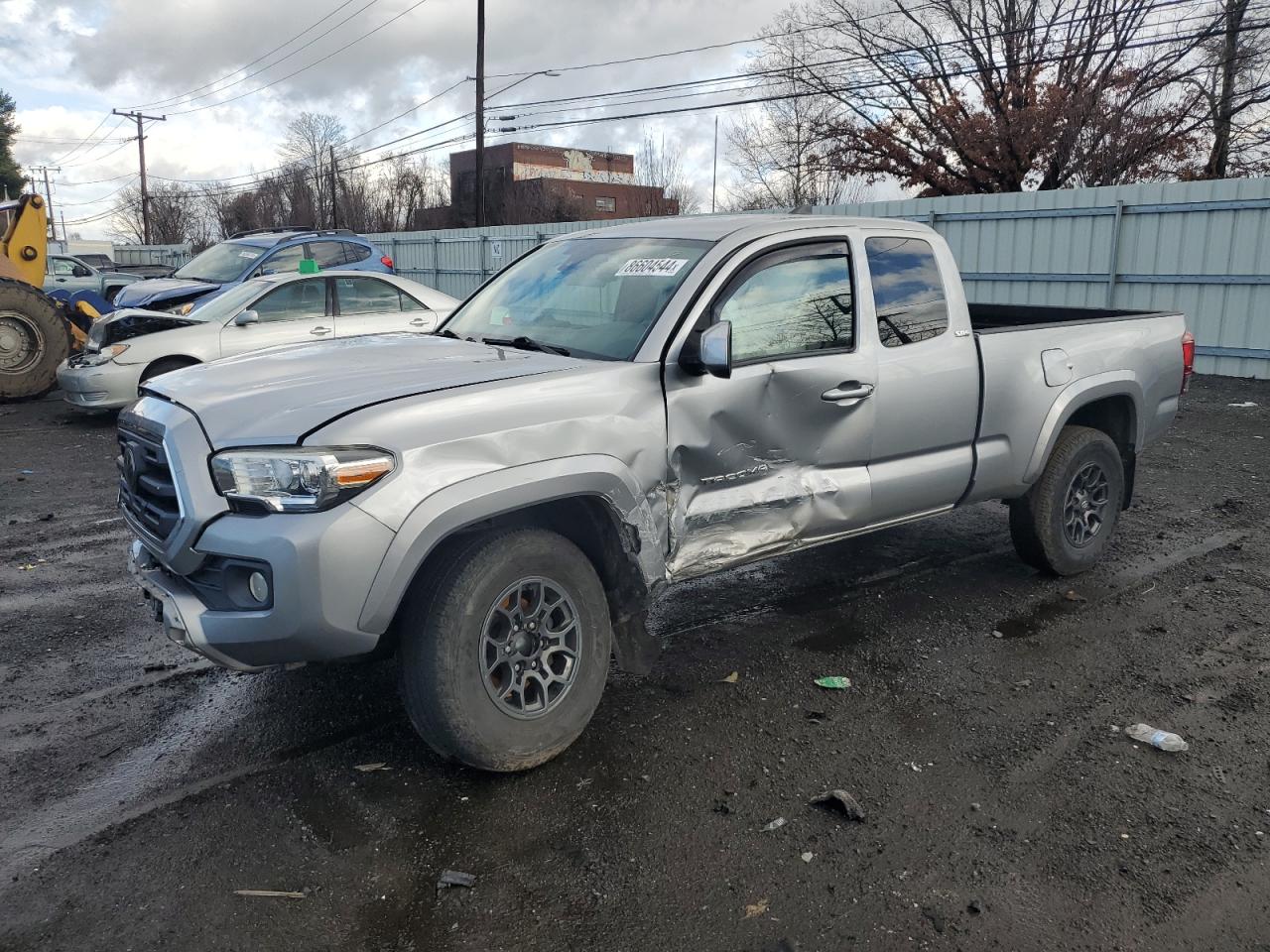 TOYOTA TACOMA ACC 2018