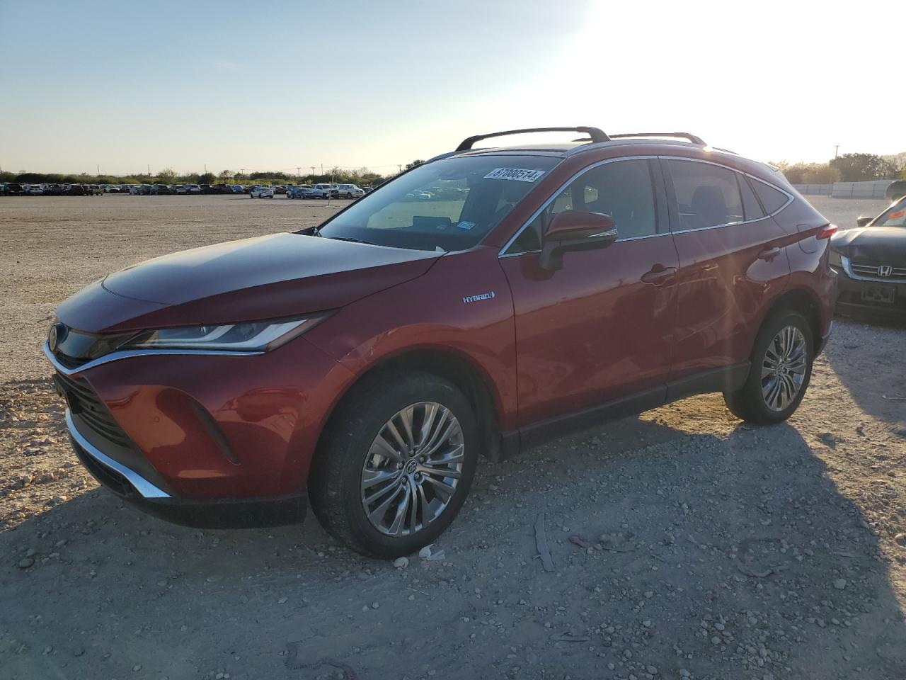 TOYOTA VENZA LE 2021