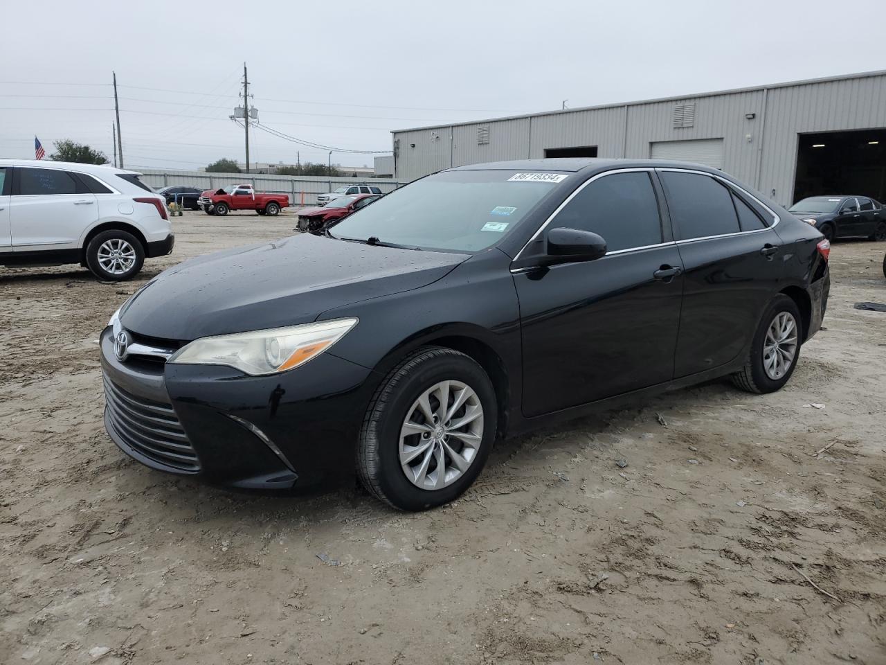 TOYOTA CAMRY LE 2016