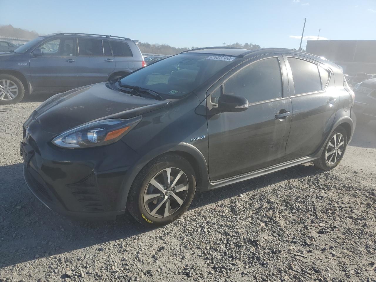 TOYOTA PRIUS 2018
