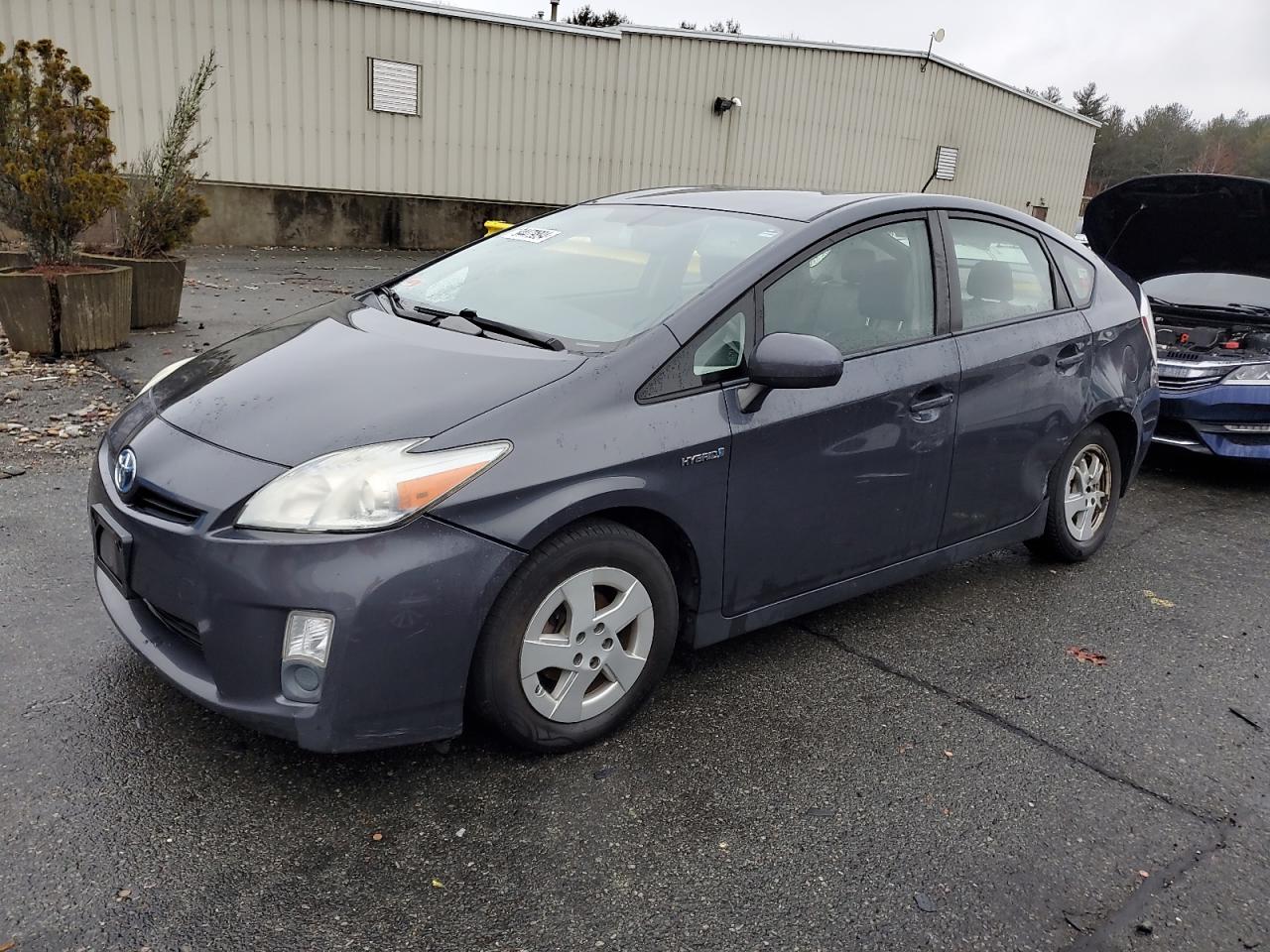 TOYOTA PRIUS 2010